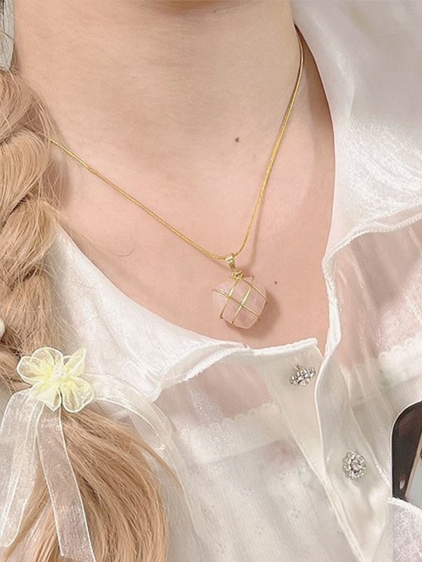 Collar con colgante de corazón de piedra gruesa-3